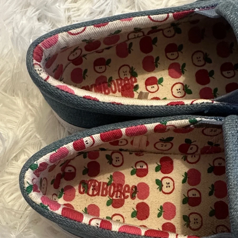 🎀 Gymboree Girls Apple Embroidered Slip-On Shoes - Blue, White and Red